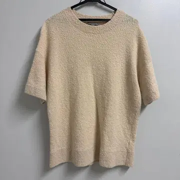 [ 새상품급 ] COS 니트 보아풍 크림색 반팔 T셔츠