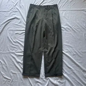 남성용 슬랙스 그레이 와이드 팬츠 투 턱 아메카지 시티 보이