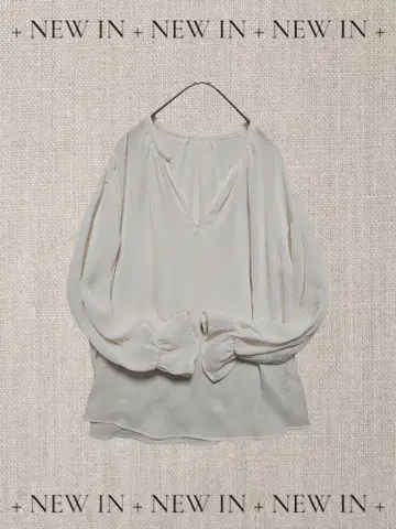 NOBLE 노블 스픽 앤 스팬 개더 스키퍼 블라우스