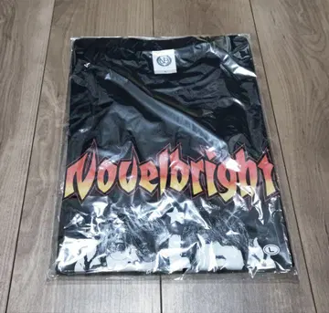 Novelbright 페이스 티셔츠 미개봉