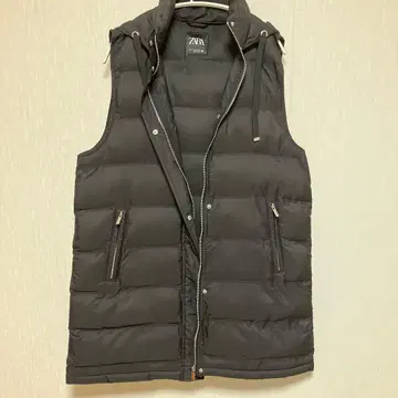 ZARA 블랙 다운 베스트 L 사이즈