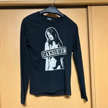 HYSTERIC GLAMOUR 롱T 블랙걸 프린트 긴팔 티셔츠