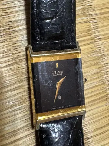 CITIZEN 쿼츠 손목시계 직사각형