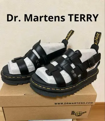 [ 새상품급 ] 닥터마틴 샌들 UK5 Dr. Martens 통굽 샌들