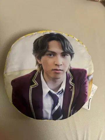 요시다 진토 쿠션