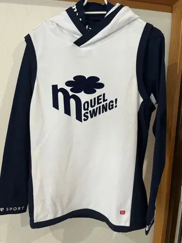 marie claire SPORT 후드 부착 베스트와 이너 세트