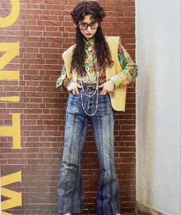 70s 플레어 데님 BiSH 린린 착용