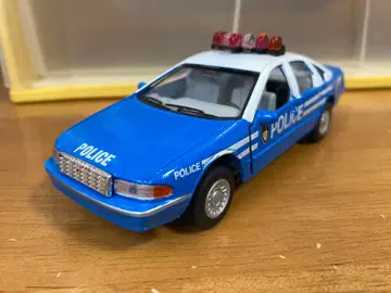 킨스마트 시보레 카프리스 순찰차 미니카