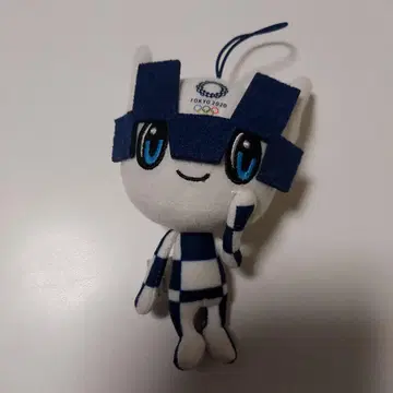 도쿄 2020 올림픽 미라이토와 봉제 인형