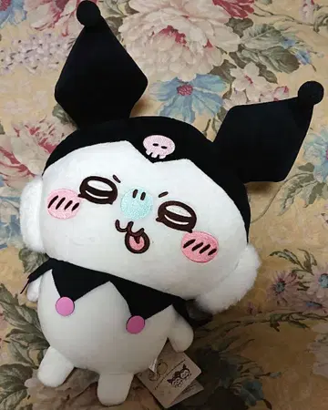 치이카와 산리오 캐릭터즈 BIG 봉제 인형 모몽가 쿠로미