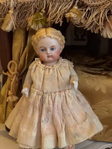 앤티크 미니 차이나 인형