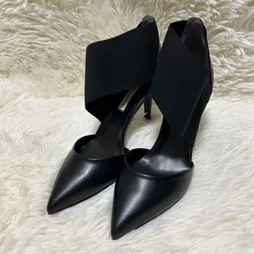 [ 컨디션 최상 ] DIANA 다이애나 스틸레토 하이힐 밴딩 벨트 블랙