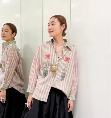 새상품급 Rujuta Sheth ANDY SHIRT