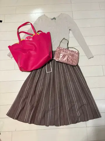 봄꽃 세트 Rirandture 니트 원피스 S & 백 2개 세트