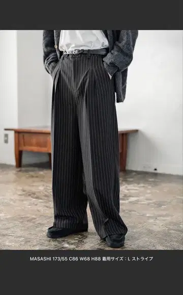 Rocky Monroe 세미 와이드 2턱 스트레이트 슬랙스