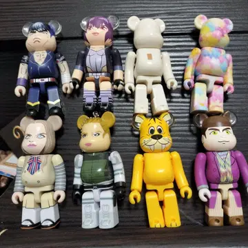 큐브릭 베어브릭 피규어 세트