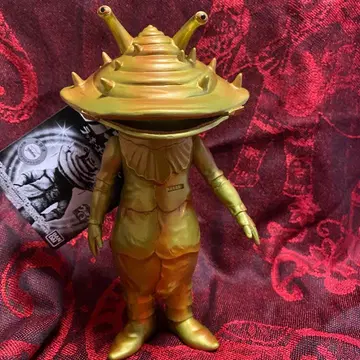 카네곤 럭키 골드 울트라맨 괴수 소프트 비닐 택 포함 새상품 레어