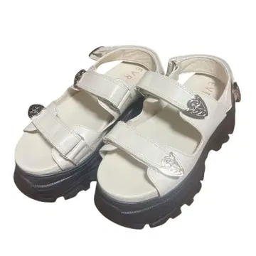 EVRIS 플랫폼 벨트 샌들