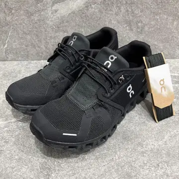 [ 시착 정도 새상품급 ] ON 온 클라우드5 워터프루프 러닝 24