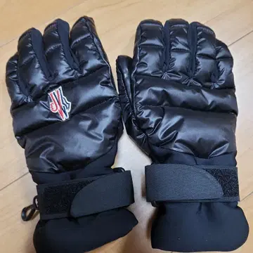 MONCLER 다운 장갑 XL