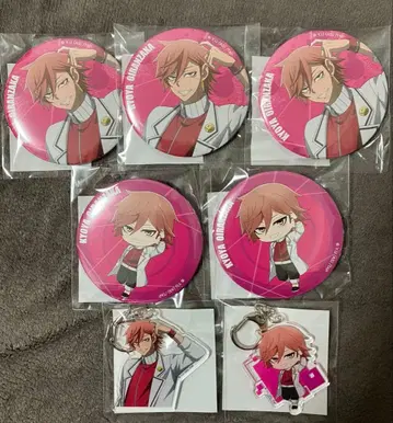 토겐안키 제비뽑기당 오이란자카 쿄야 아크릴 키링 + 캔뱃지 세트