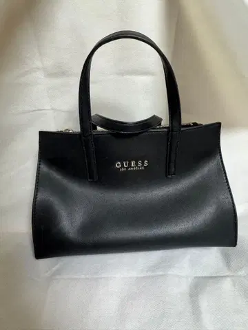 GUESS 블랙 토트백
