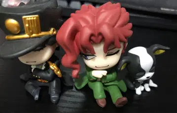 죠죠의 기묘한 모험 어깨 쿵 Fig