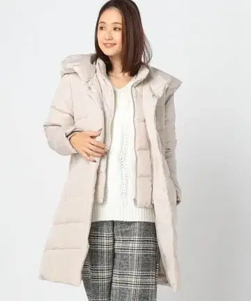 택 포함 새상품 뮤즈 리파인 클로즈 다운 코트 다운 자켓