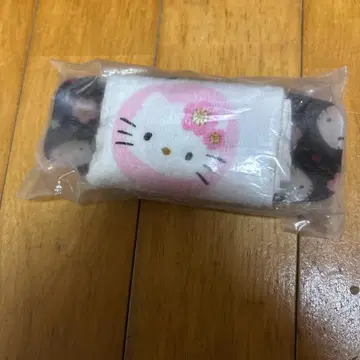 새상품 산리오 헬로 키티 오시보리 세트 오시보리 받침 포함 레트로