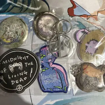 좀비 크래셔 가챠 7종 세트 계속 한밤중이면 좋을 텐데. ZUTOMAYO