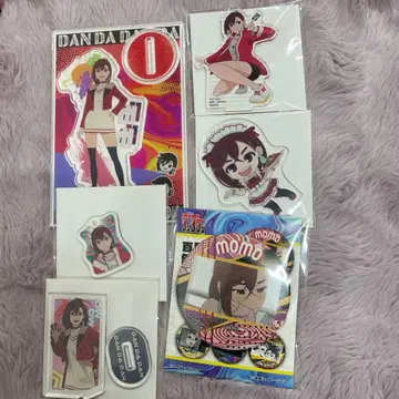 단다단 아크릴 스탠드 캔뱃지 모모 아야세 모모 세트