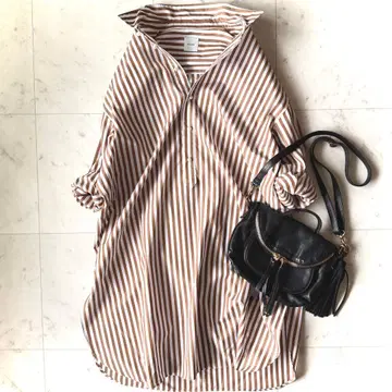 컨디션 최상 스픽 앤 스팬 펄 버튼 스트라이프 패턴 셔츠 원피스