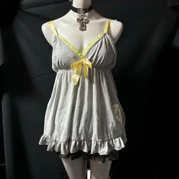 헤이세이 갸루 Y2K 그런지 오니 기믹 상의 하라주쿠