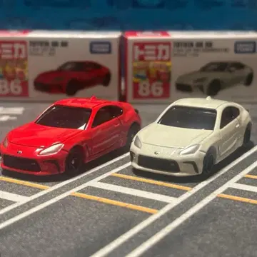 토미카 No.86 도요타 GR86 보통&첫회 세트