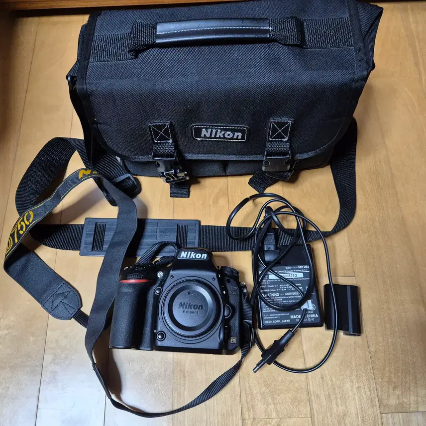 DSLR D750 + 렌즈세트 24-70 f2.8, 50 f1.8