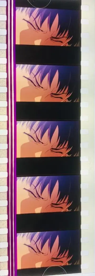 에반게리온 신극장판 서 첫 구매 혜택 필름 : 신지 도망치면 안 돼