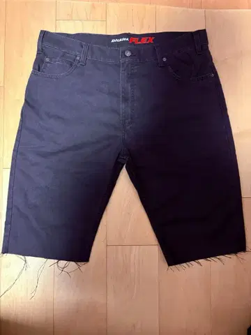 Dickies FLEX 블랙 숏팬츠 프린지 헴