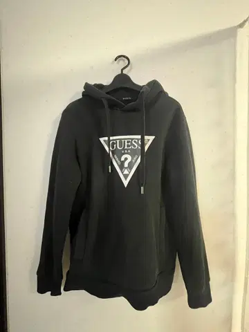 GUESS 후드티