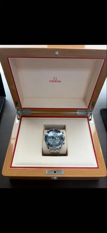 OMEGA 씨마스터 다이버 300 마스터 크로노미터 코-액션 크로노