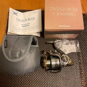 [사용 횟수 적음] 시마노 트윈 파워 C3000HG 핸들 없음
