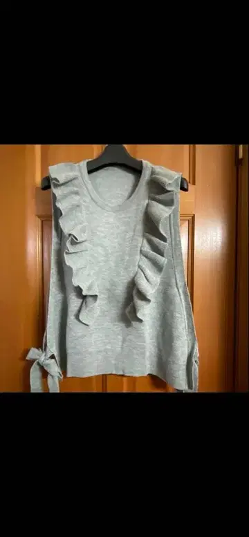 안도라부 페미닌 프릴 니트 베스트 3L