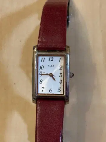 SEIKO ALBA 쿼츠 손목시계 작동 양호