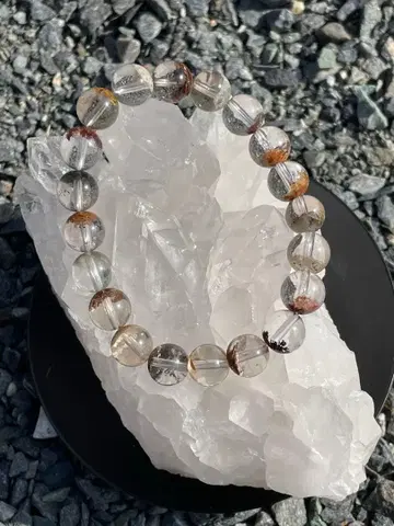 가든 쿼츠 팔찌 투명감 발군