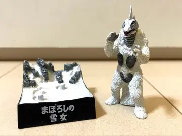 울트라맨 식품 완구 피규어 울트라 괴수 명감 환상의 설녀 스노우곤