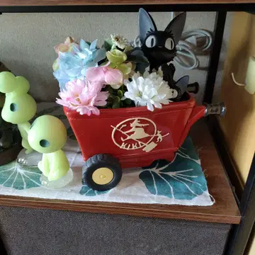 지브리 마녀 배달부 키키 플랜터 지지의 빨간 손수레