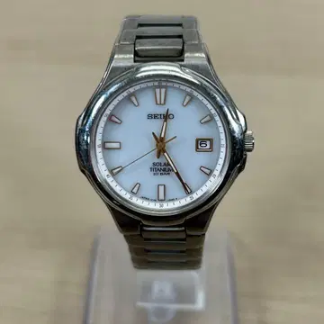 [ 작동 ] SEIKO 솔라 티타늄 화이트 다이얼 손목시계 B395