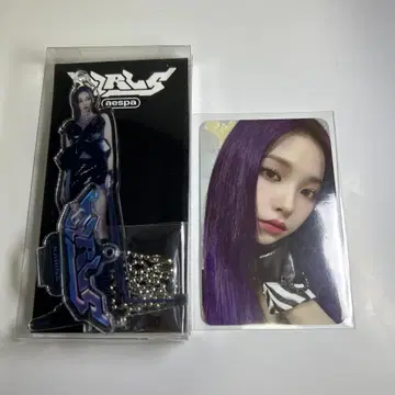 aespa 아크릴 스탠드 & 포토 카드 세트 카리나