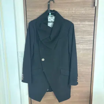 비비안 웨스트우드 맨 코트