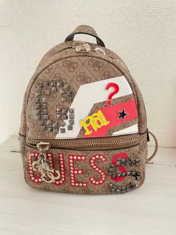 GUESS 스터드 백팩