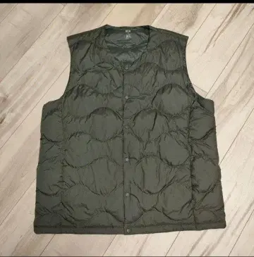 유니클로! UNIQLO 울트라 라이트 다운 컴팩트 베스트 XL